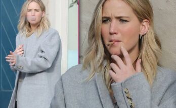 Jennifer Lawrence a Smoker