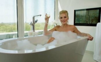 Margot Robbie Bathtub