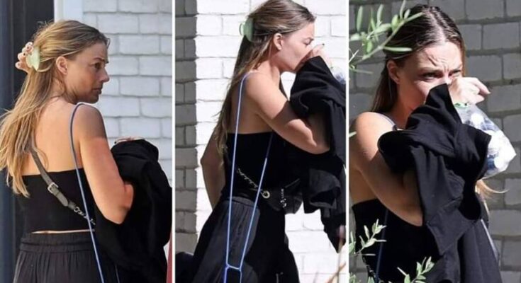 Margot Robbie Crying